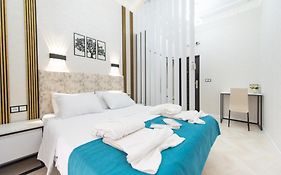 Apartment In Old Tbilisi
