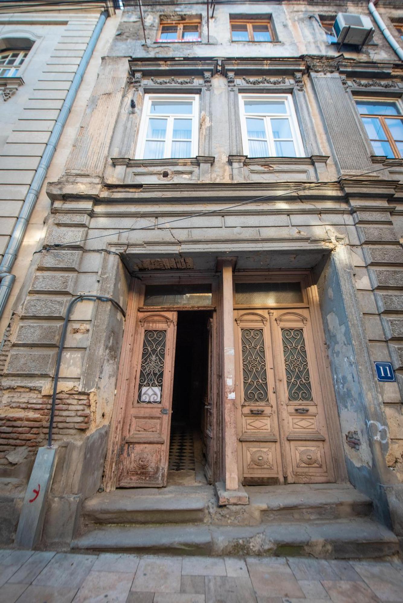 Apartment In Old Тбилиси Экстерьер фото