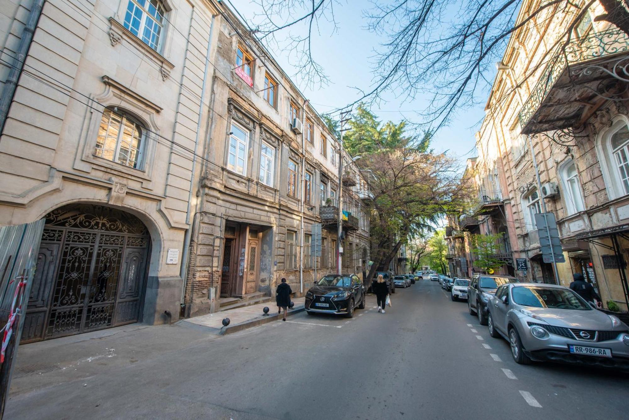 Apartment In Old Тбилиси Экстерьер фото